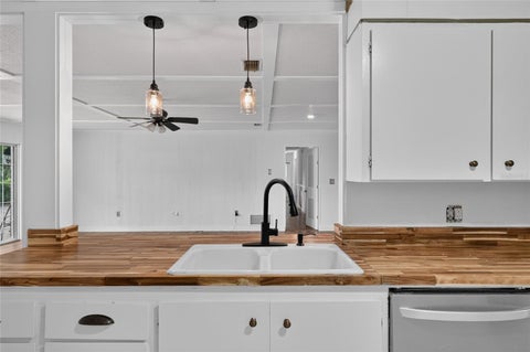 Tiny photo for 8544 NW 160th Avenue, Morriston, FL 32668 (MLS # OM728671)