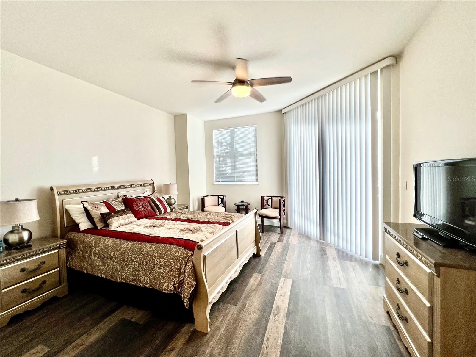 GRANDE ISLE TOWERS I & 02 PH I - Residential Lease