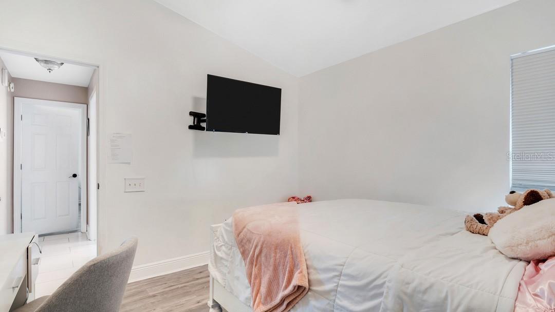 SOUTH POINTE PH 6 - Residential