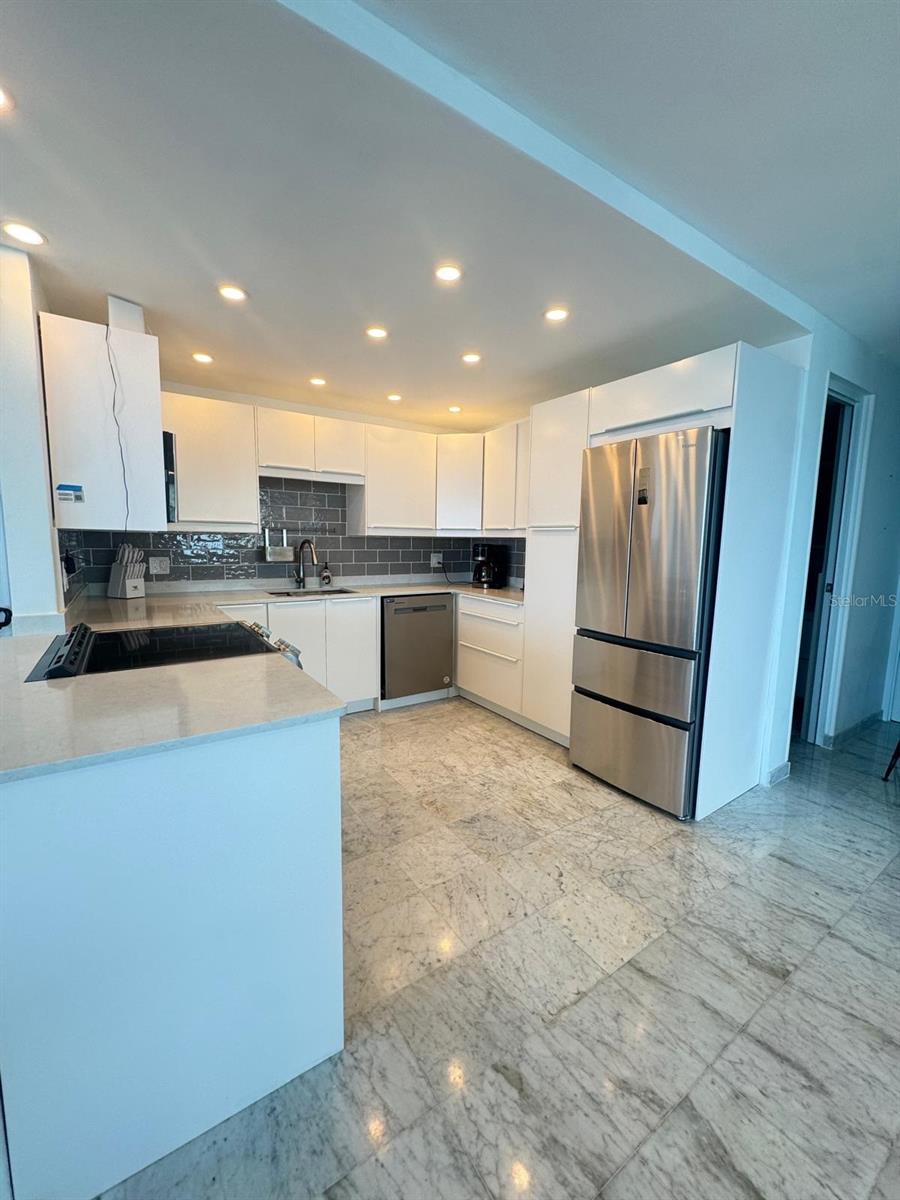 WALDORF OWNER'S COUNCIL - Residential Lease