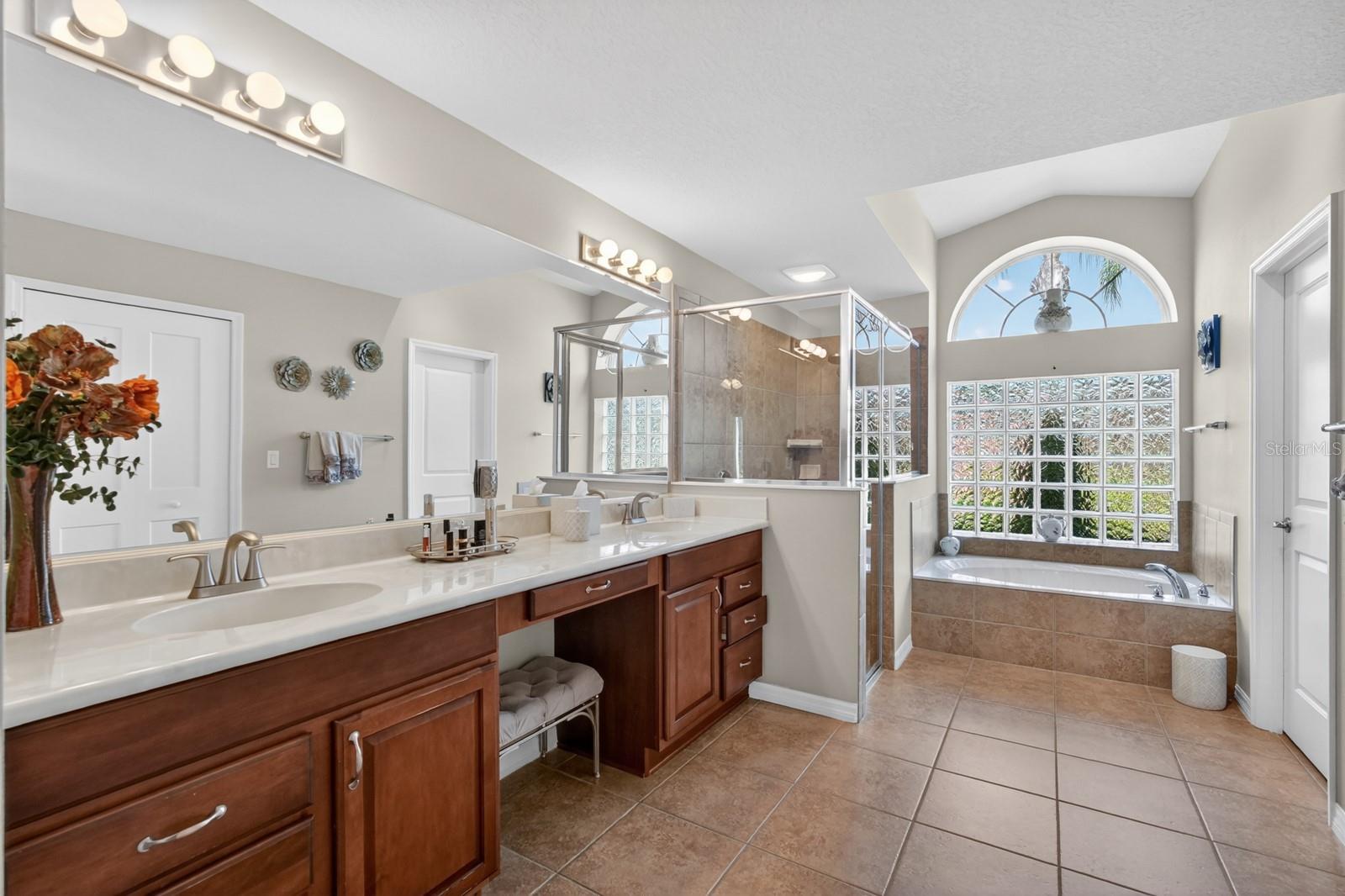 PLANTATION BAY SEC 2E-5 UNIT 1A - Residential