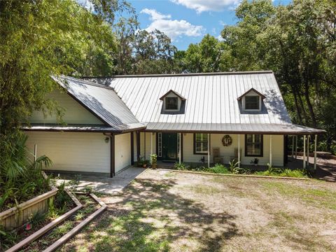 A home in DUNNELLON