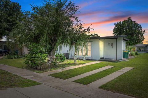 A home in PORT CHARLOTTE