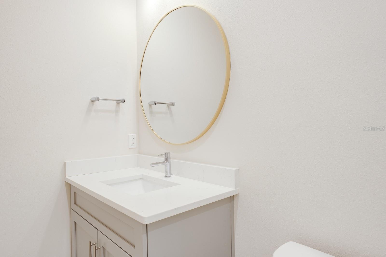 TOWNHOMES AT HIGHLAND CROSSING - Residential