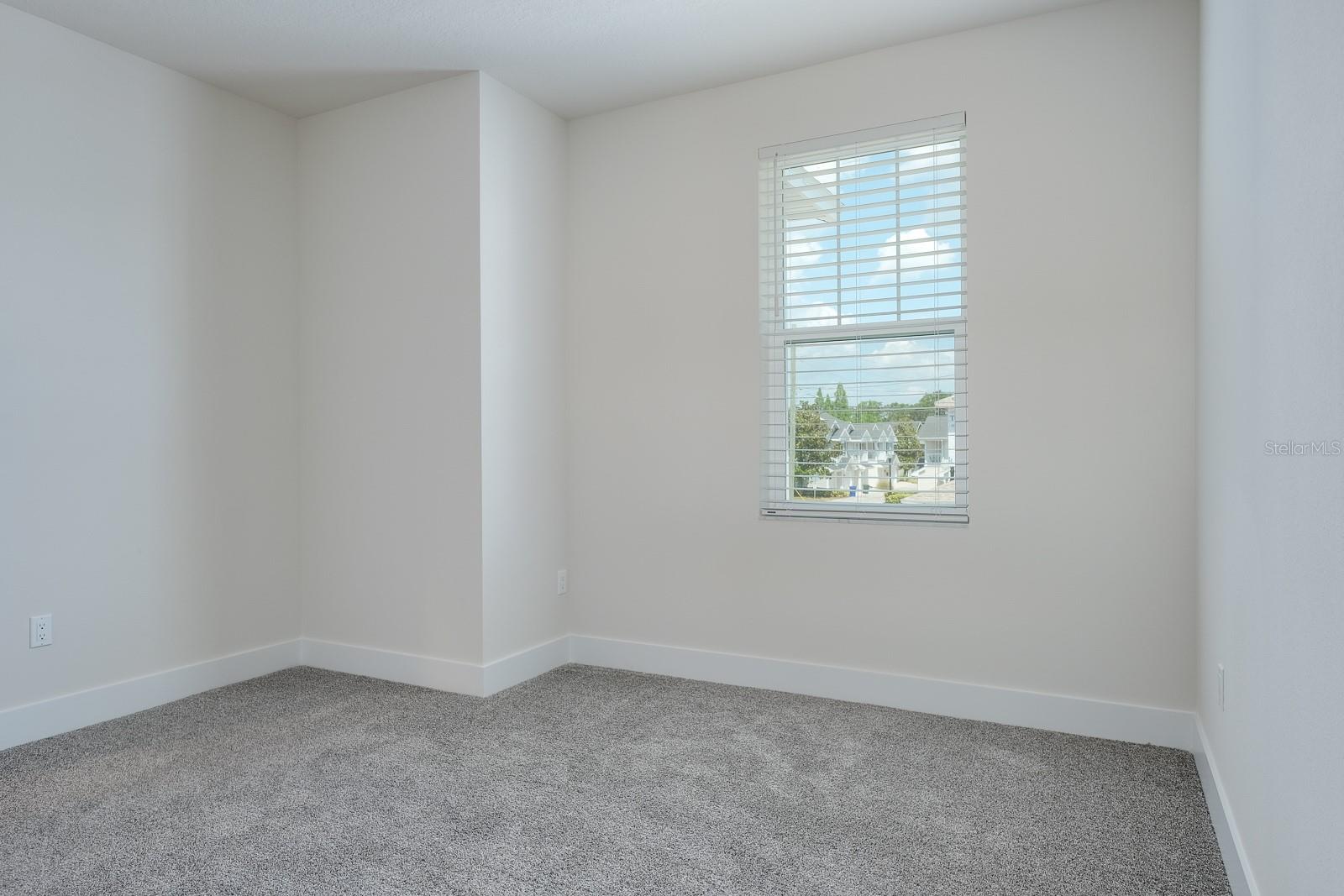 TOWNHOMES AT HIGHLAND CROSSING - Residential
