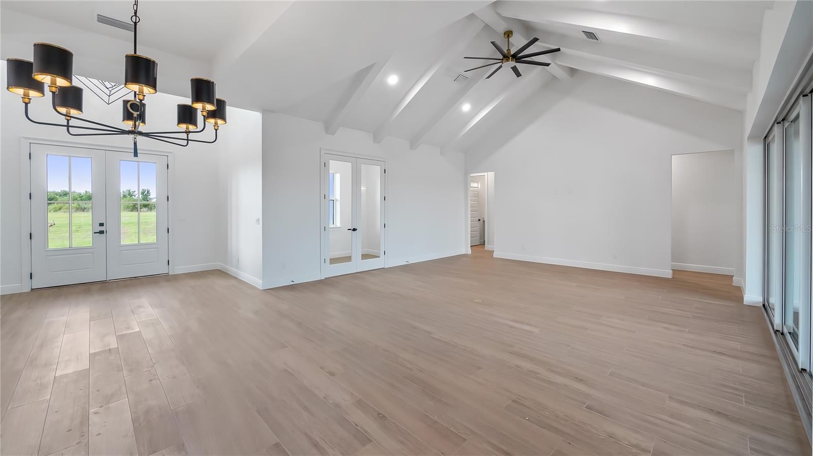 SUGARLOAF VIEW ESTATES - Residential