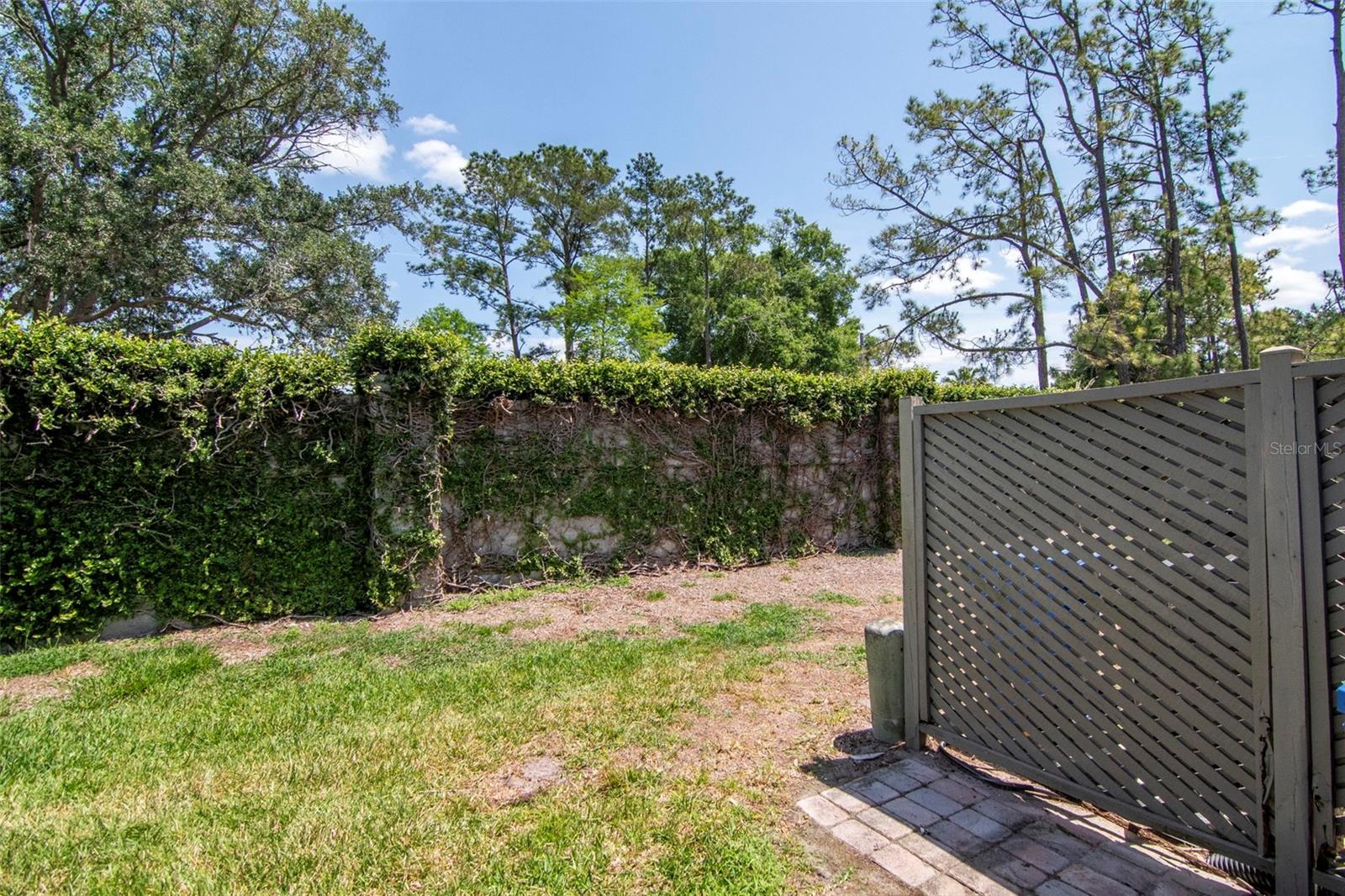 CARROLLWOOD VILLAGE PH III - Residential