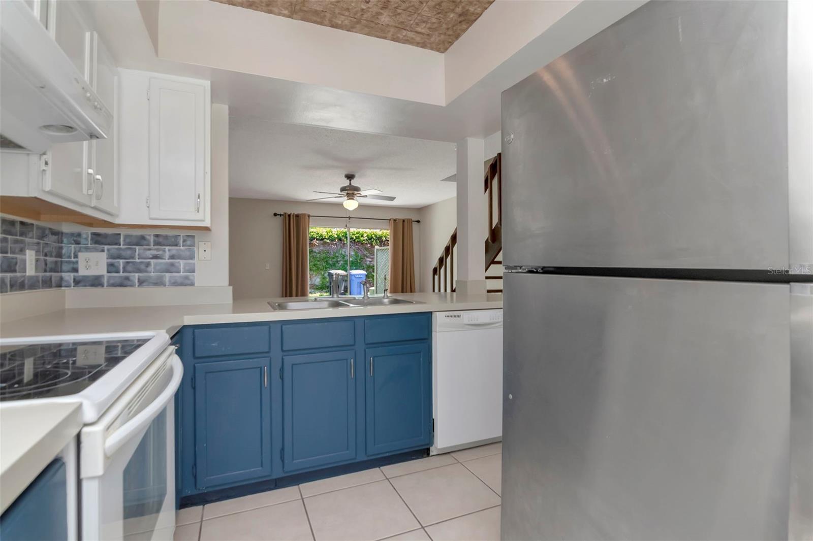 CARROLLWOOD VILLAGE PH III - Residential