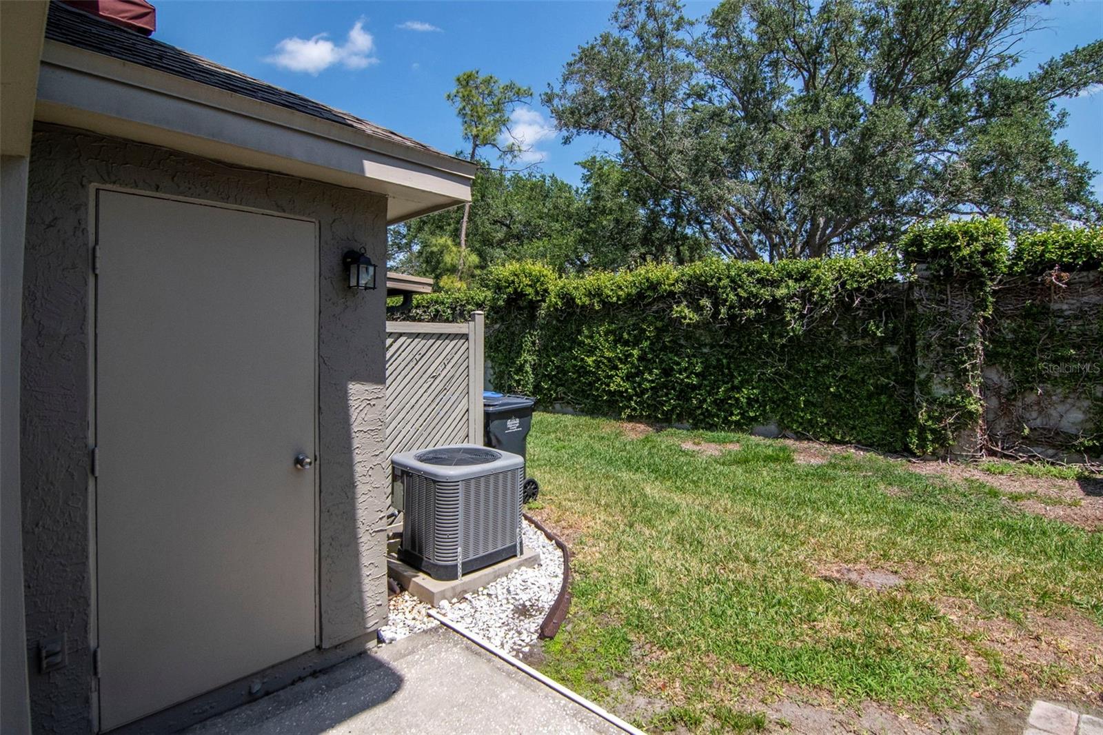 CARROLLWOOD VILLAGE PH III - Residential