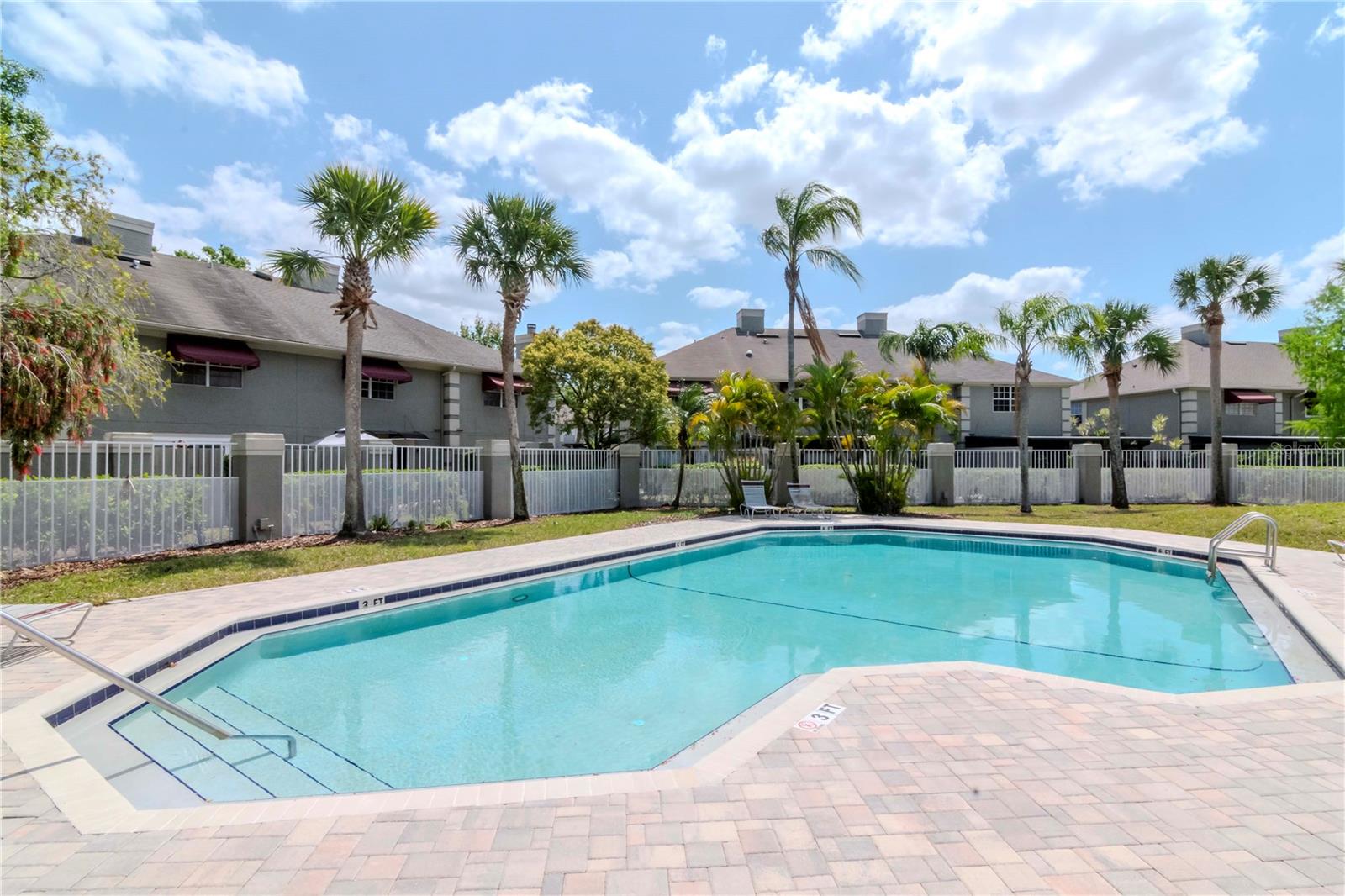 CARROLLWOOD VILLAGE PH III - Residential