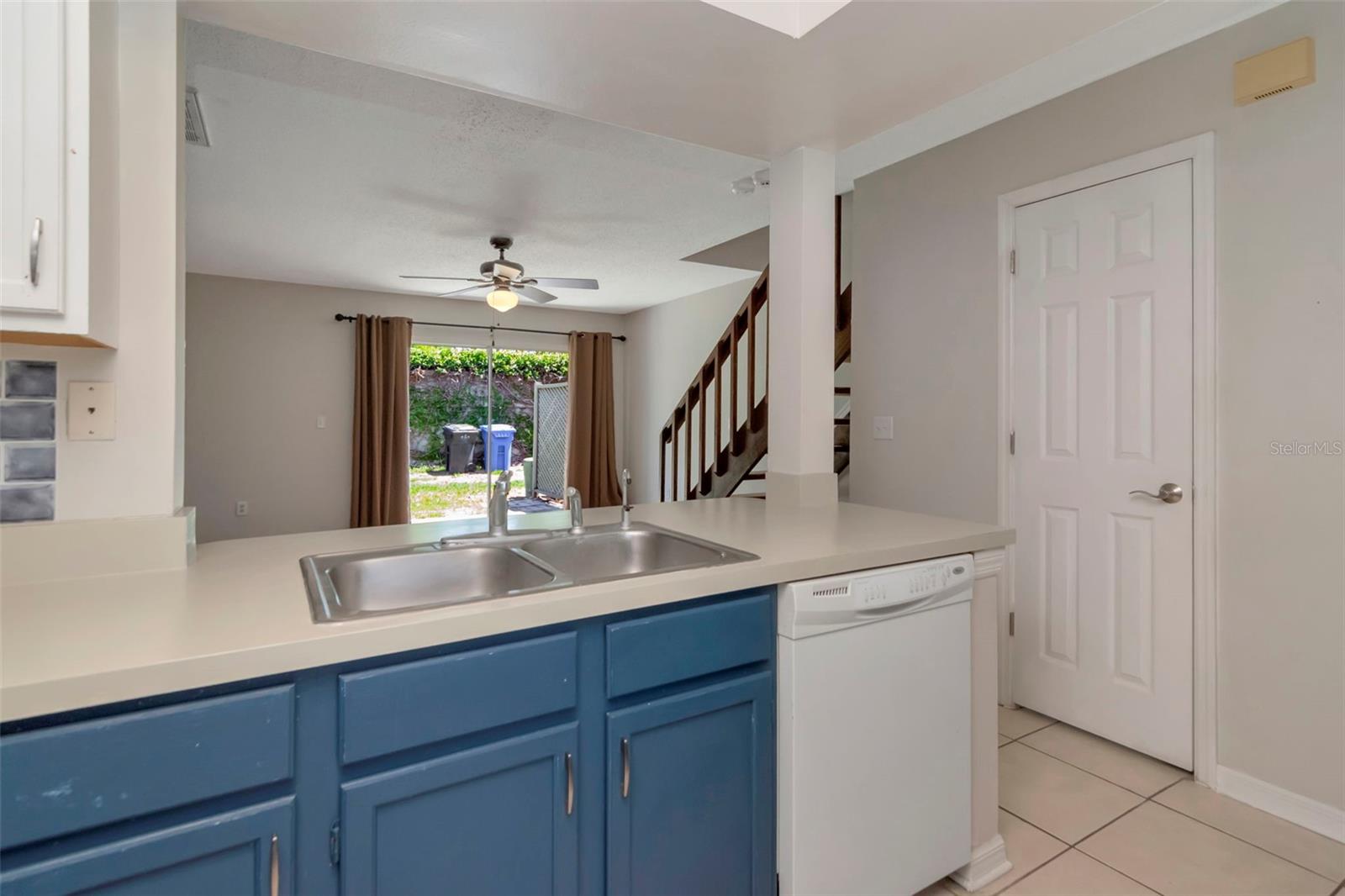 CARROLLWOOD VILLAGE PH III - Residential