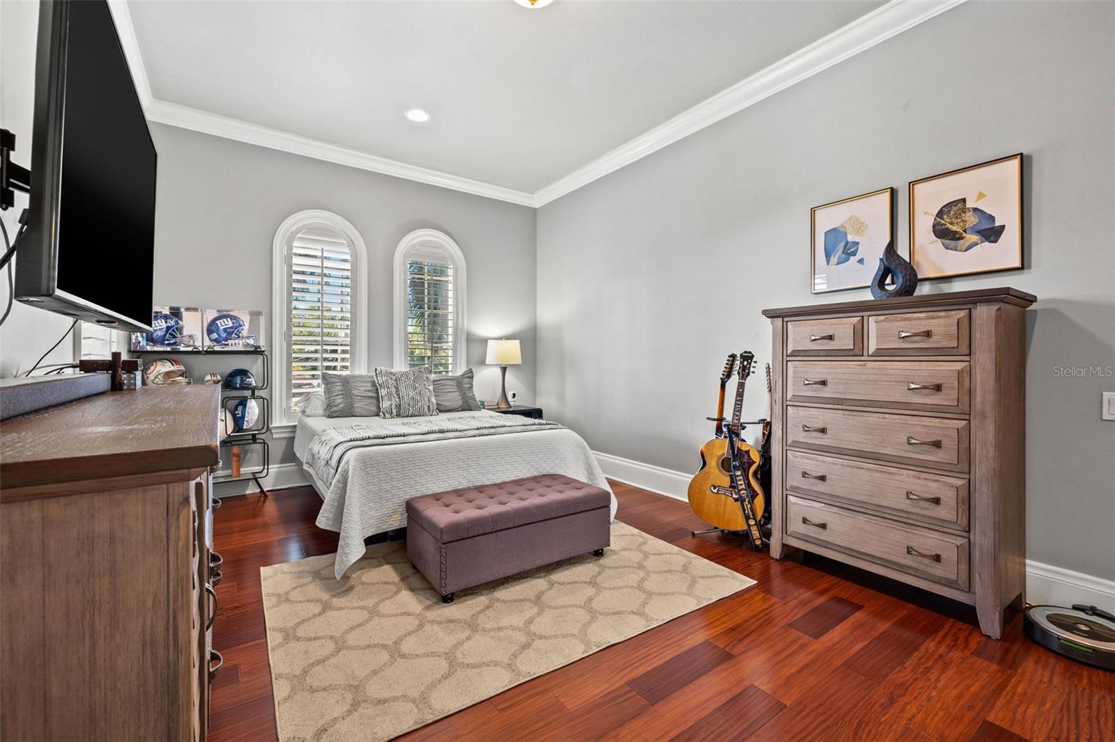 SNELL ISLE SHORES - Residential