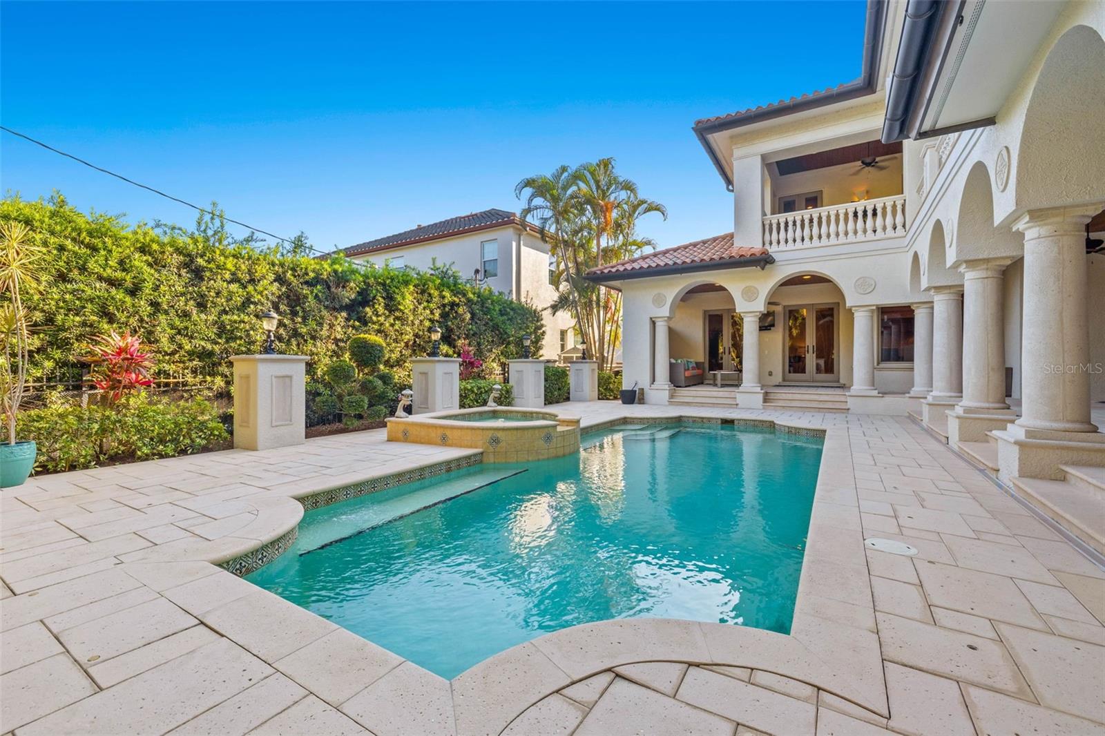 SNELL ISLE SHORES - Residential