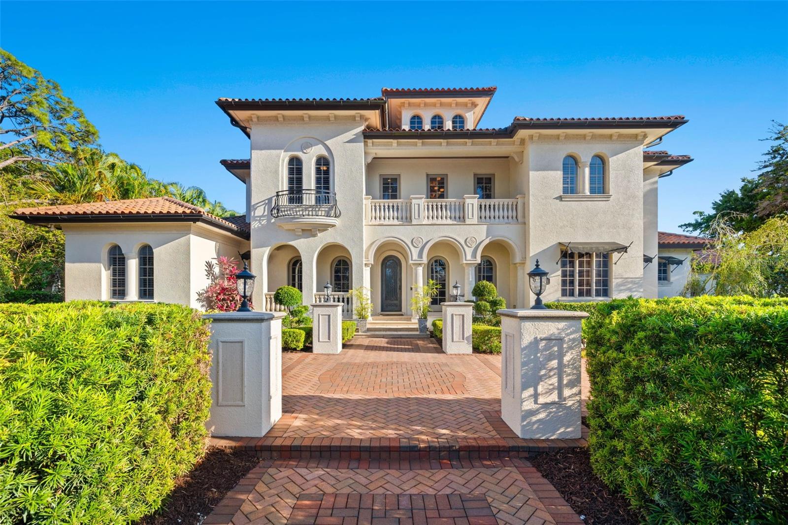 SNELL ISLE SHORES - Residential