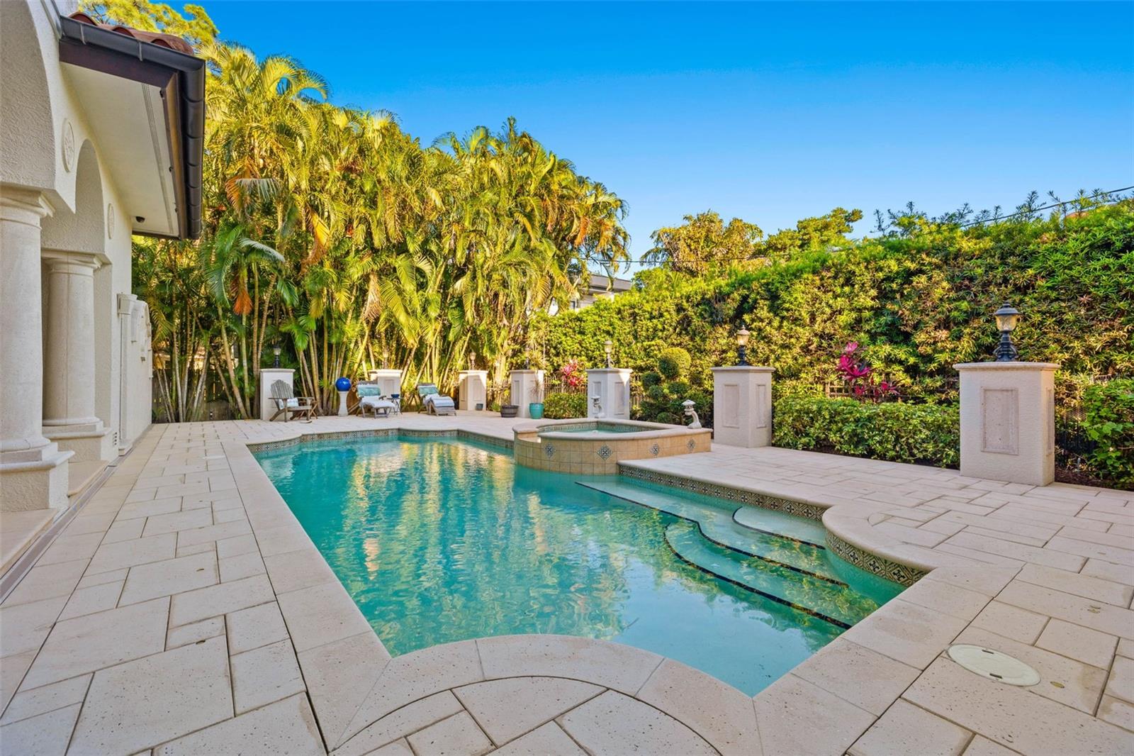 SNELL ISLE SHORES - Residential