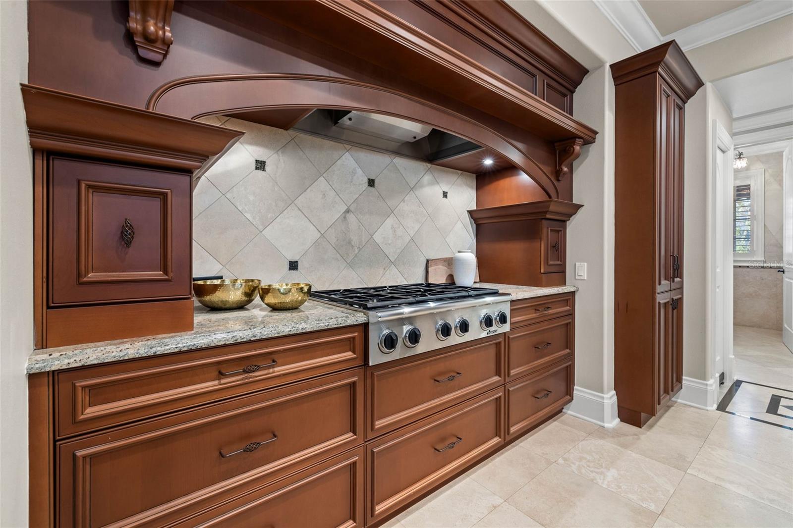 SNELL ISLE SHORES - Residential