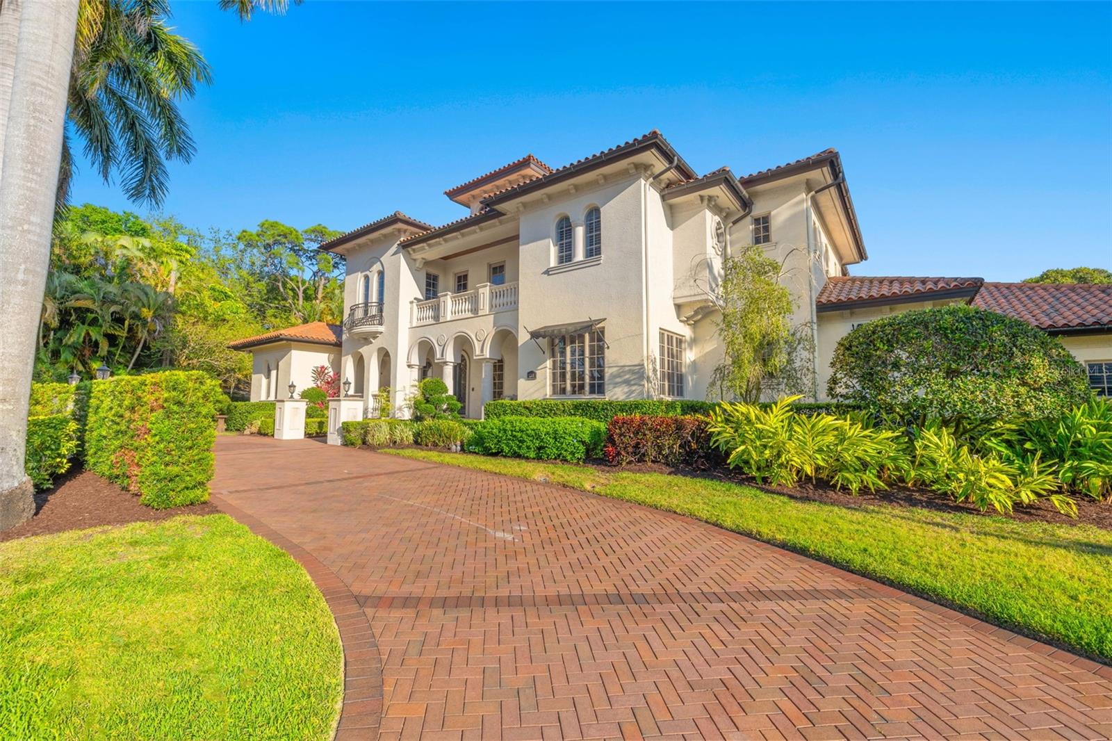 SNELL ISLE SHORES - Residential