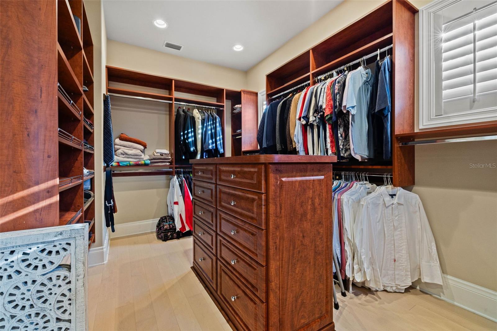 SNELL ISLE SHORES - Residential