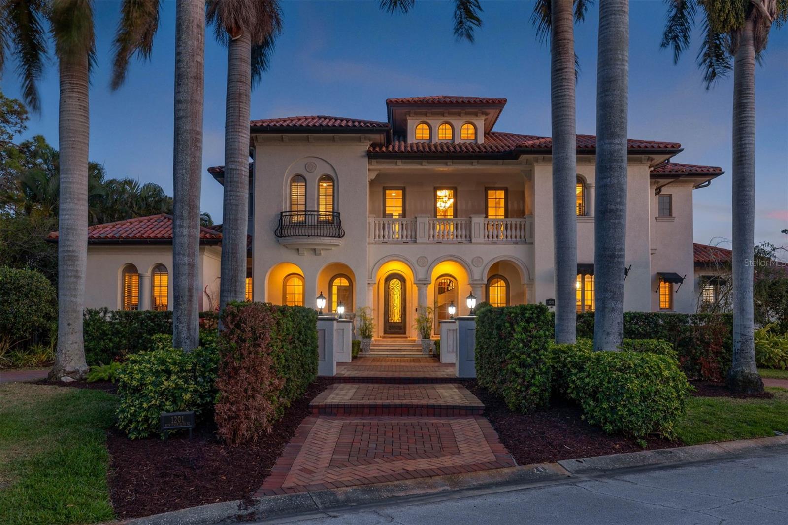 SNELL ISLE SHORES - Residential