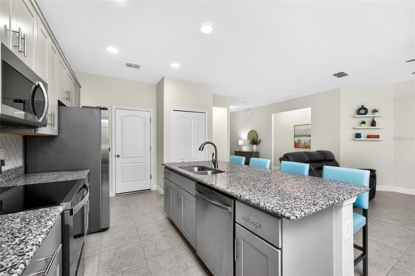 PUNTA GORDA ISLES SEC 20 - Residential