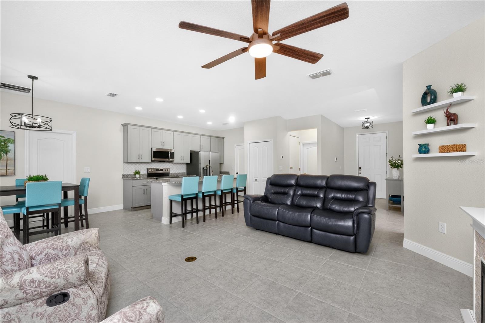 PUNTA GORDA ISLES SEC 20 - Residential