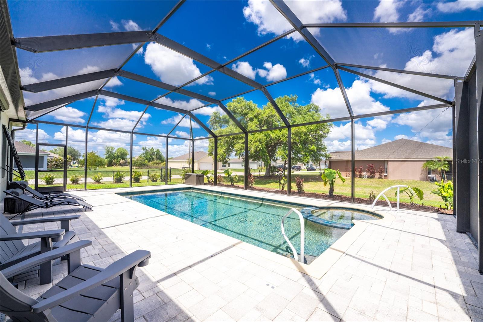 PUNTA GORDA ISLES SEC 20 - Residential