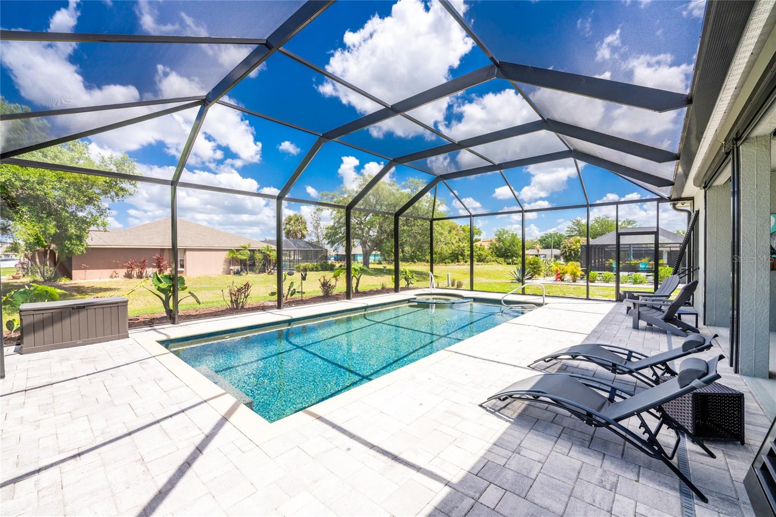 PUNTA GORDA ISLES SEC 20 - Residential