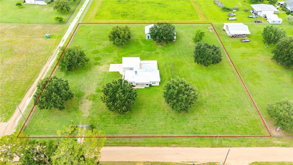 Photo of 39905 Townsend Road, Dade City, FL 33525 (MLS # TB8394831)