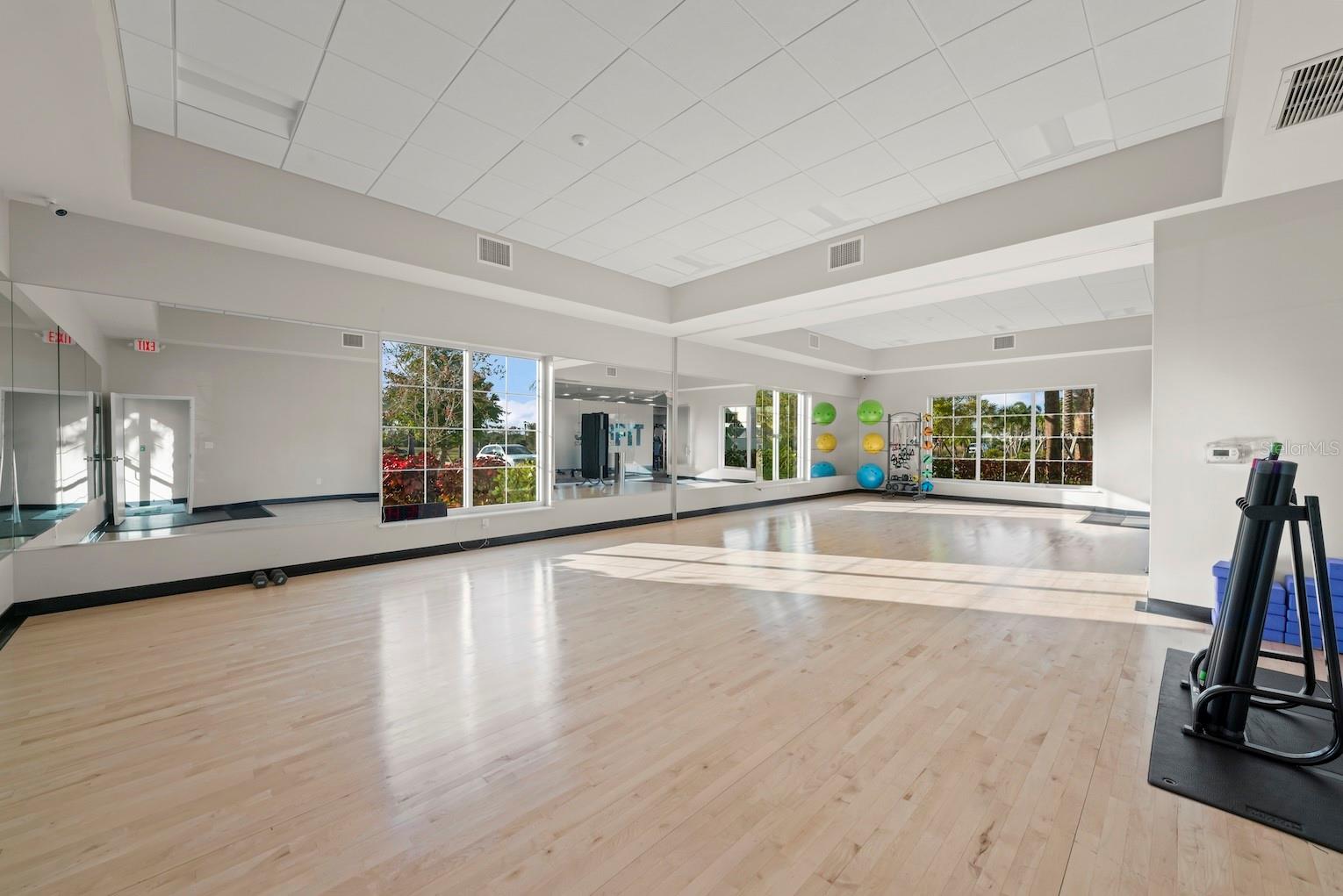 STAR FARMS AT LAKEWOOD RANCH - Residential