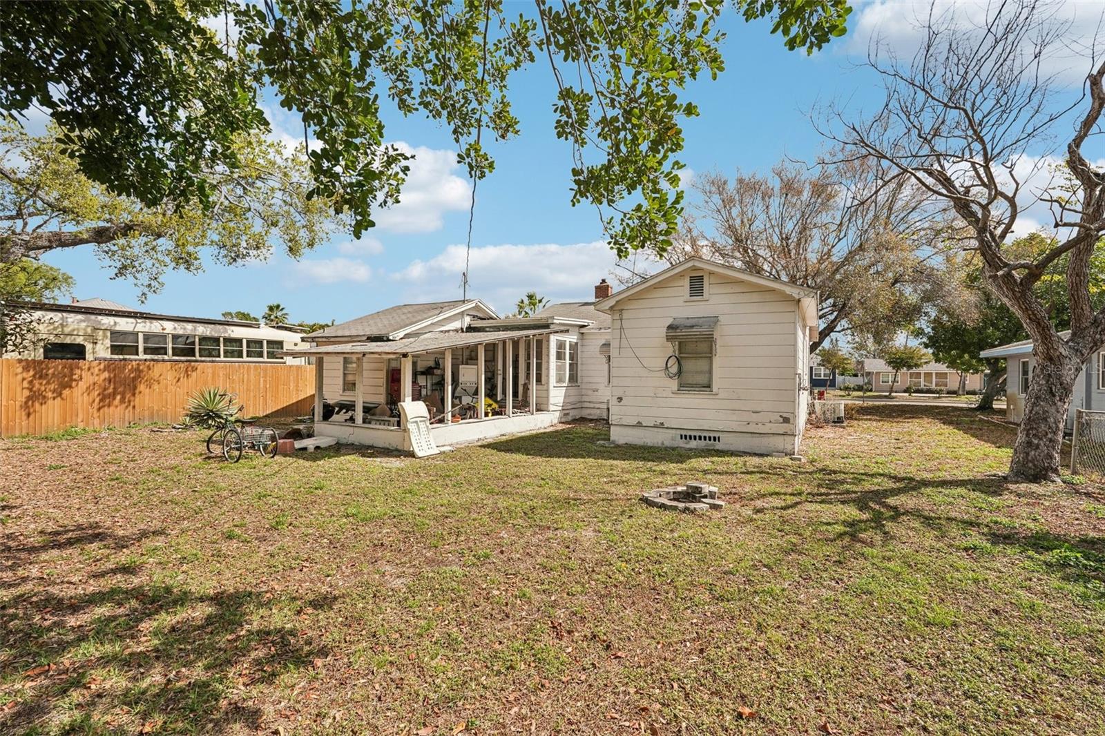 BILTMORE COURT - Residential