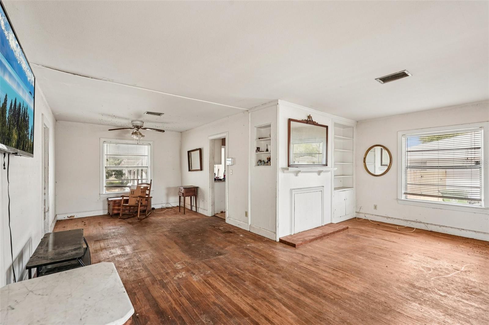 BILTMORE COURT - Residential