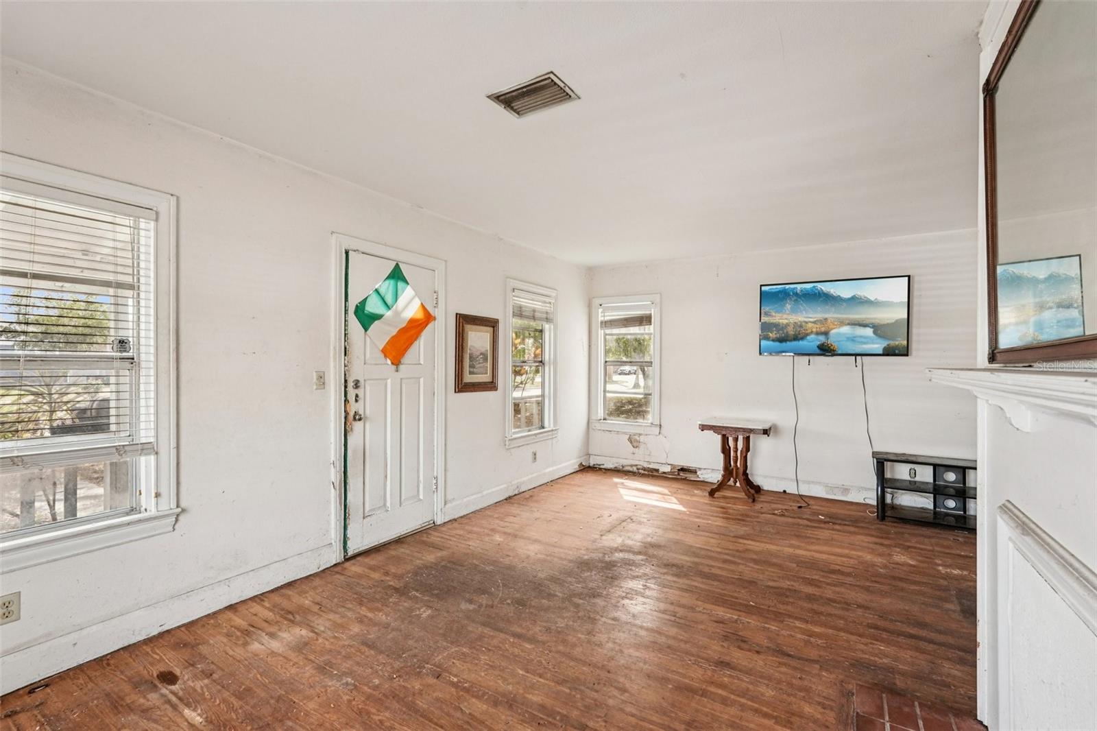 BILTMORE COURT - Residential