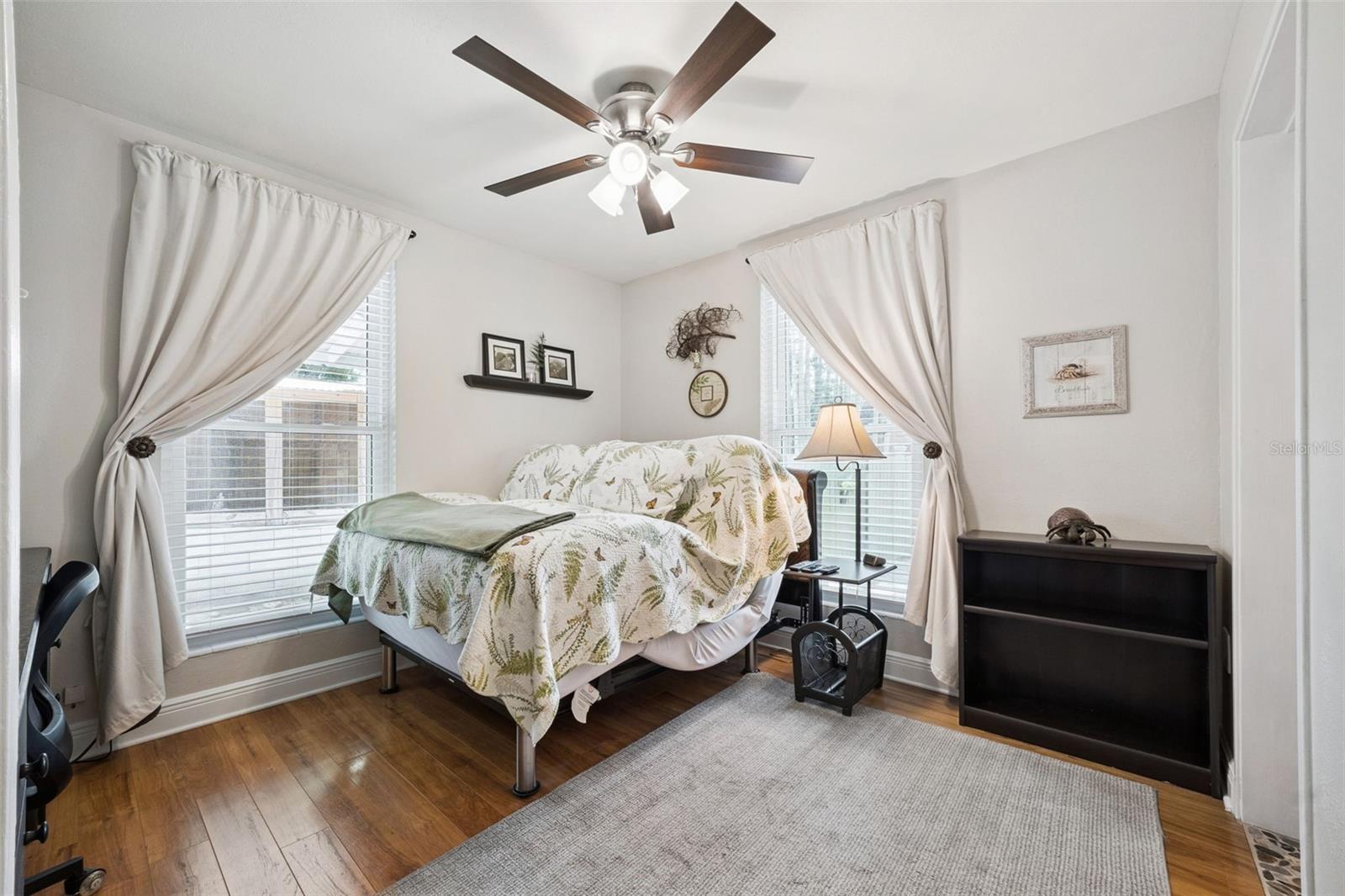 SYLVAN SHORES - Residential