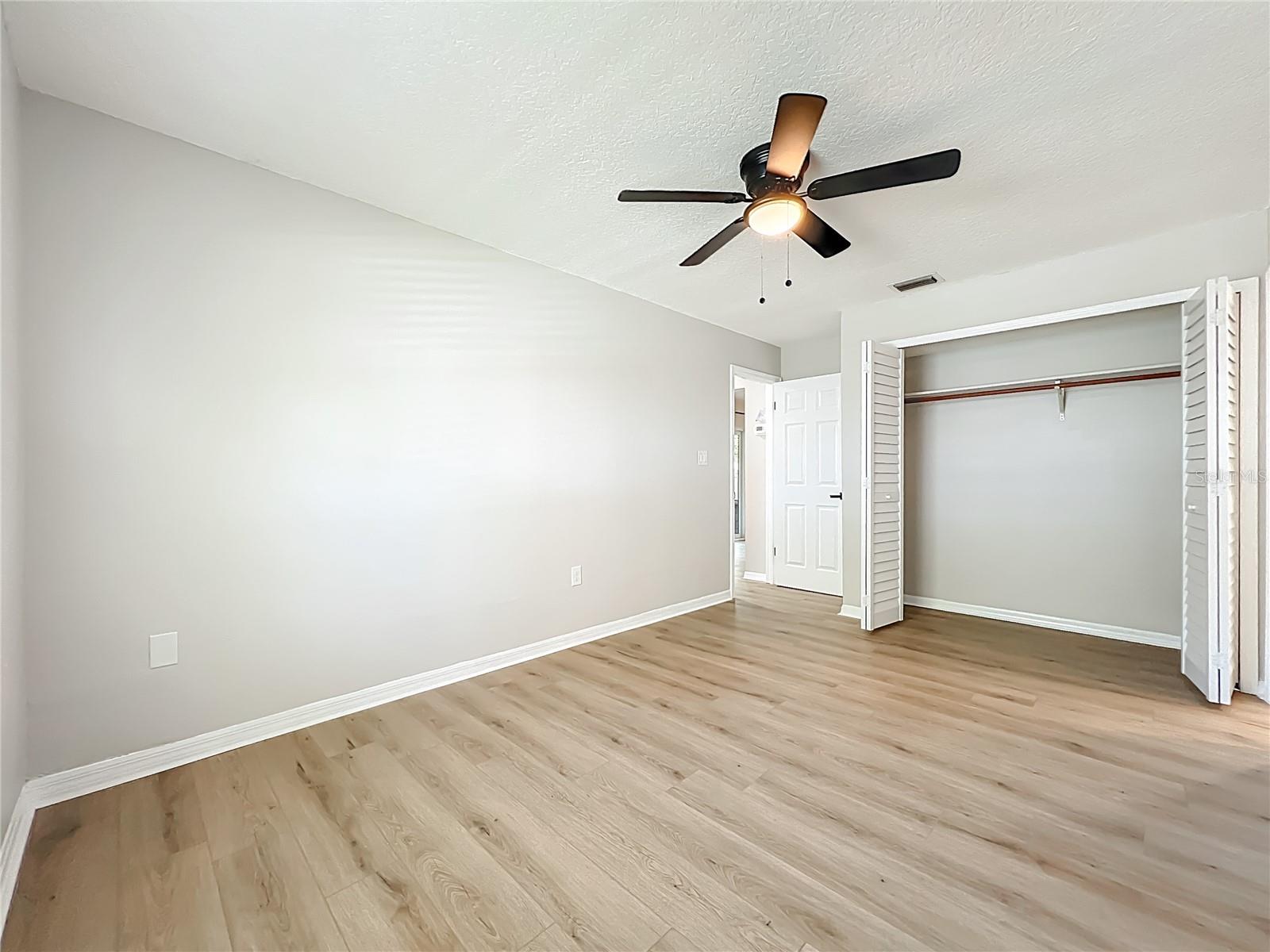 MOUNT PLYMOUTH - Residential