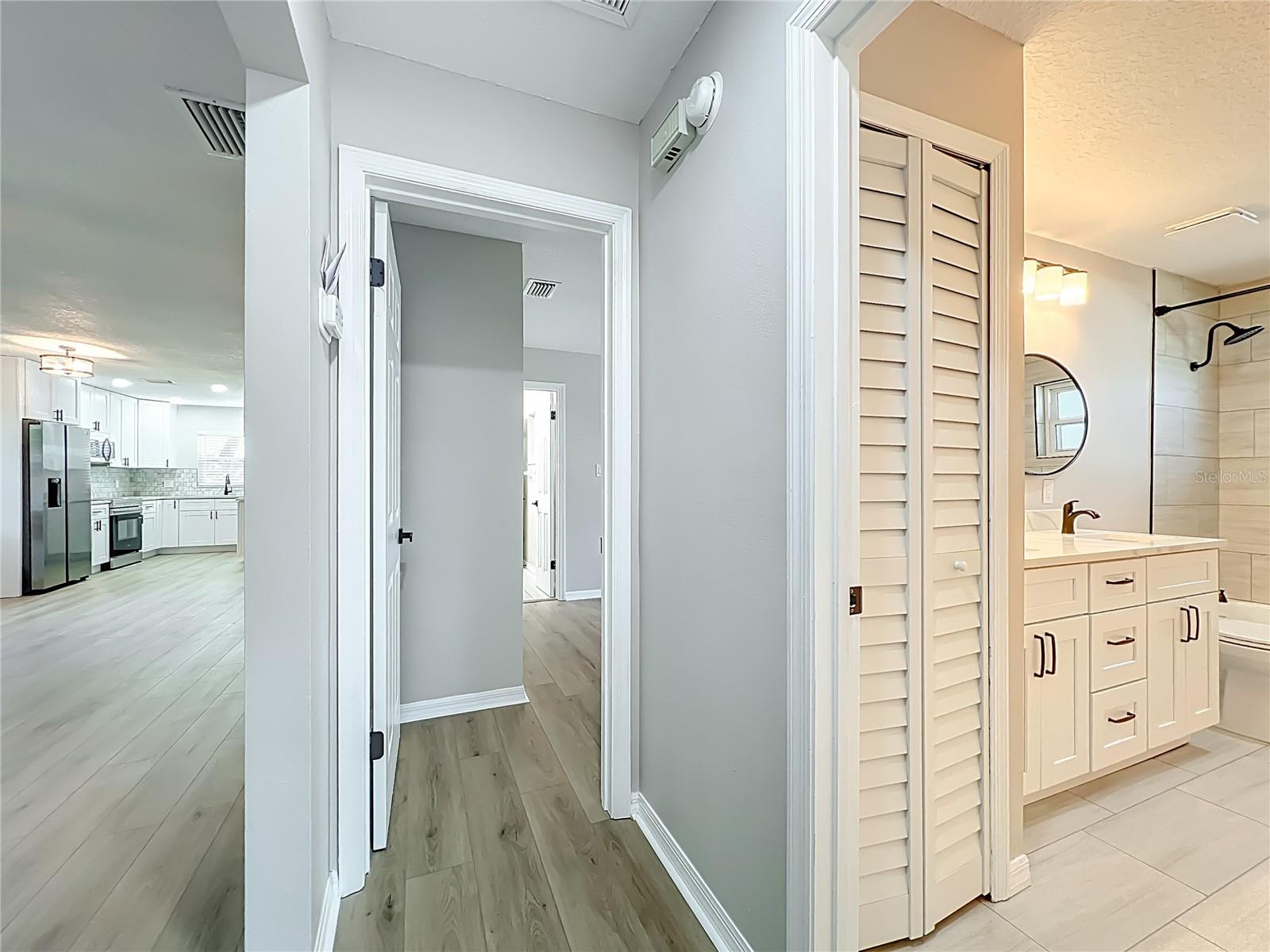 MOUNT PLYMOUTH - Residential