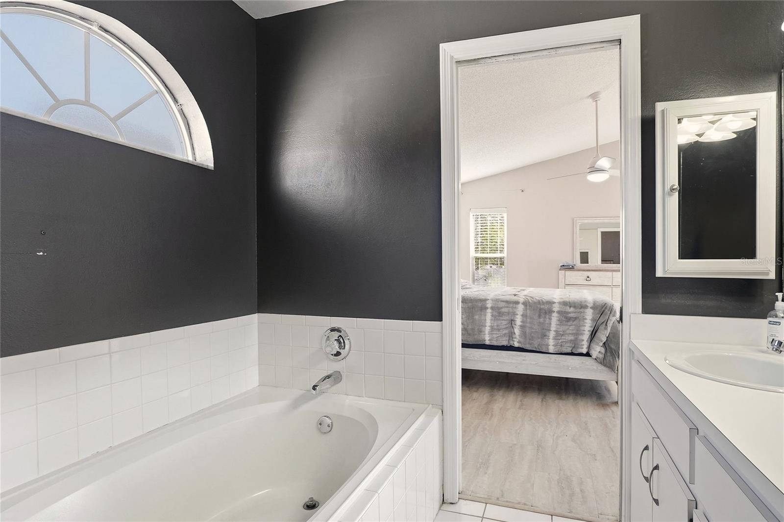 EMERALD COVE - Residential