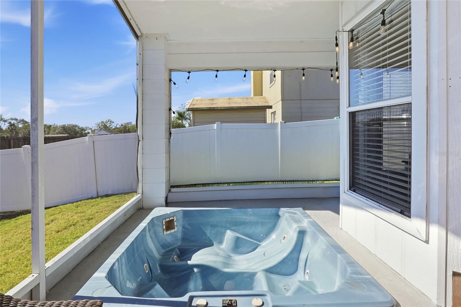 EMERALD COVE - Residential