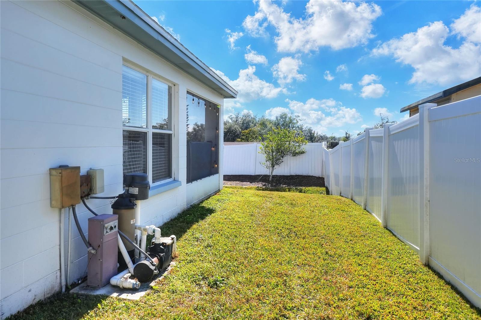 EMERALD COVE - Residential