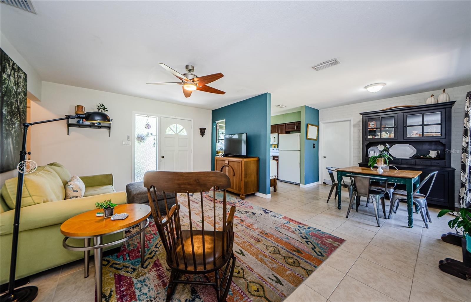 1942 ASHLAND DRIVE