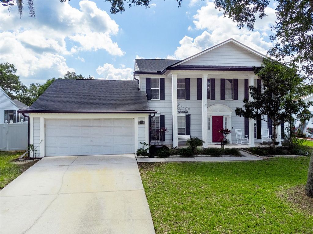 Photo of 2619 Green Valley Street, Valrico, FL 33596 (MLS # TB8388341)