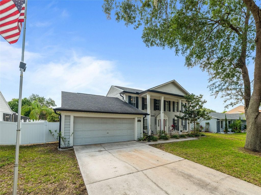 Photo of 2619 Green Valley Street, Valrico, FL 33596 (MLS # TB8388341)