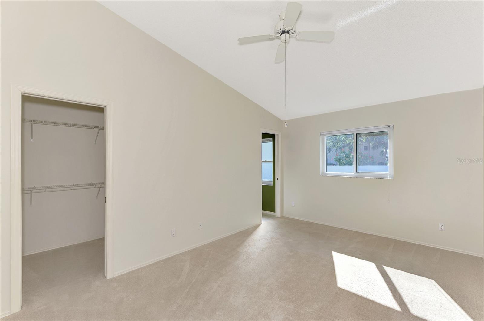 IRONWOOD VILLAS - Residential