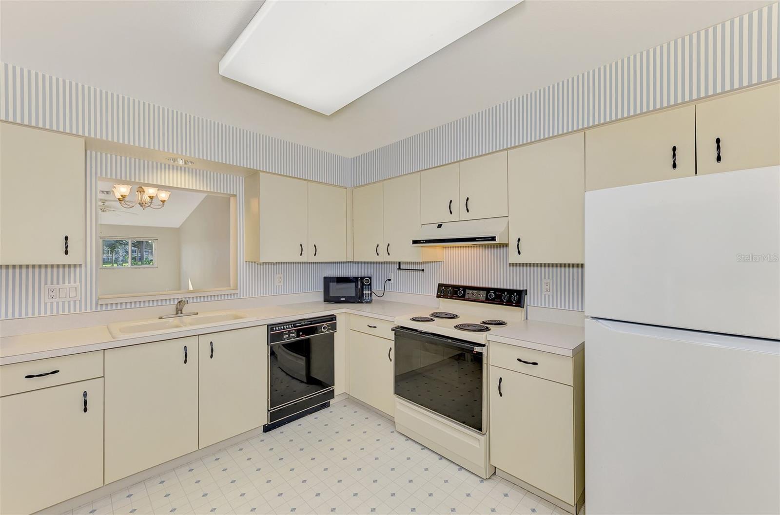 IRONWOOD VILLAS - Residential