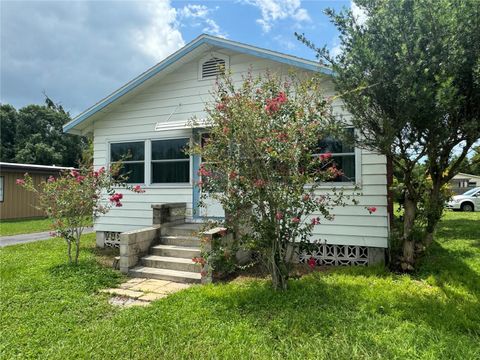 A home in SARASOTA