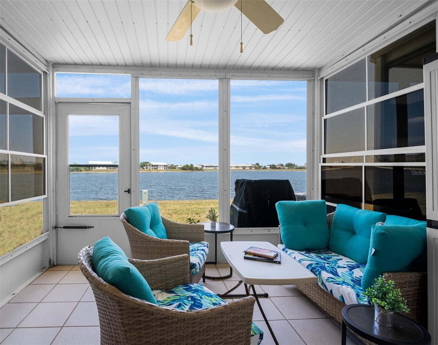 LAKE RIO TWNHMS - Residential