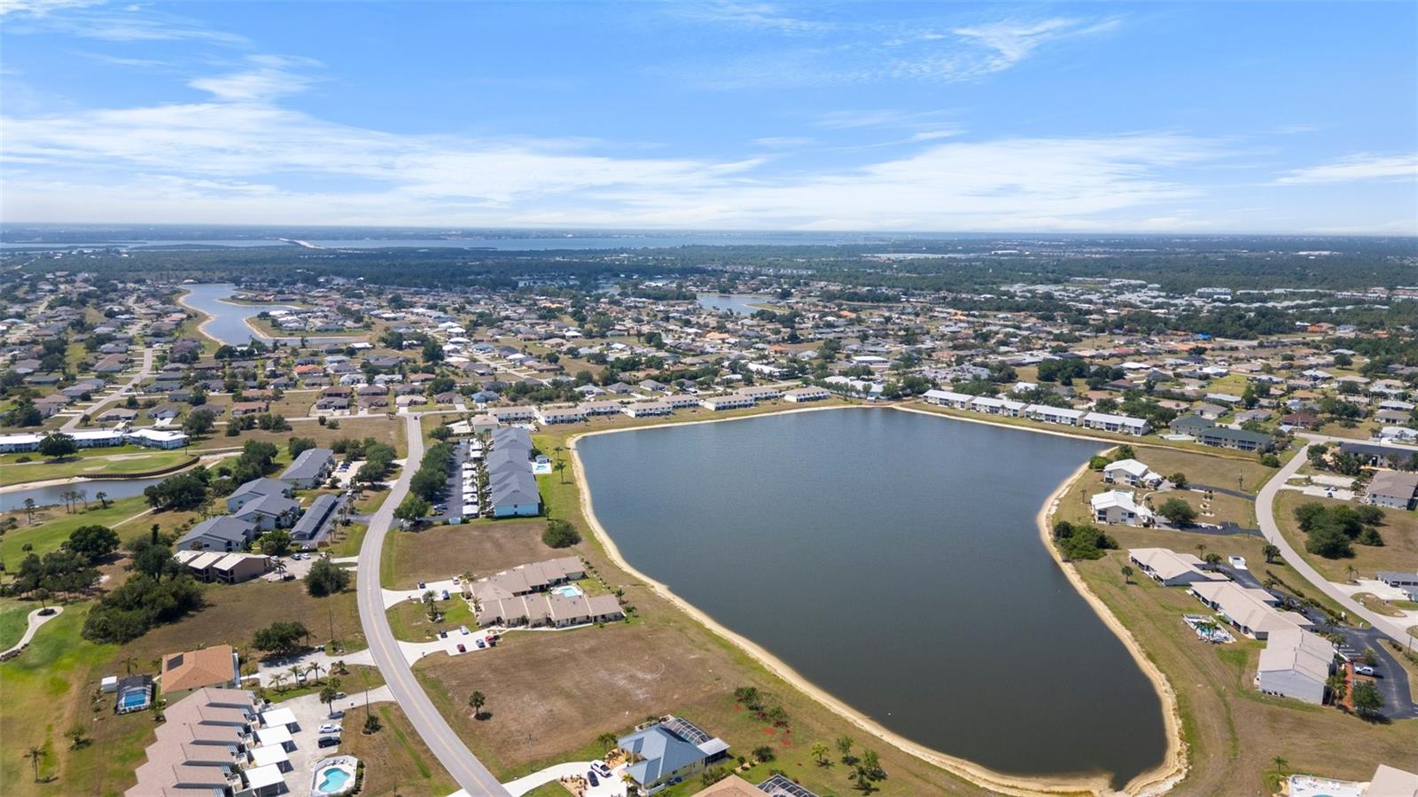 LAKE RIO TWNHMS - Residential