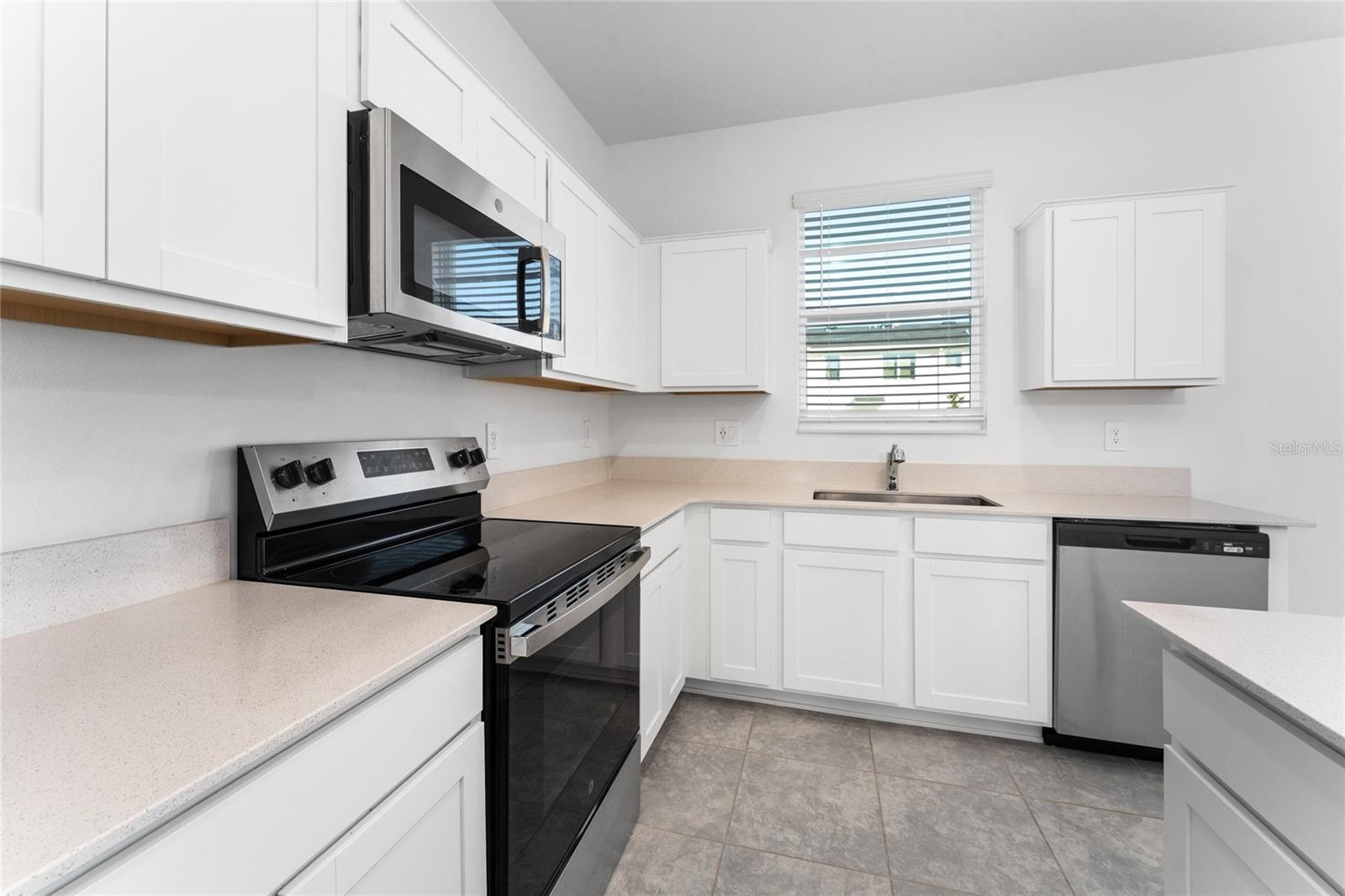 TRACT X - Residential Lease