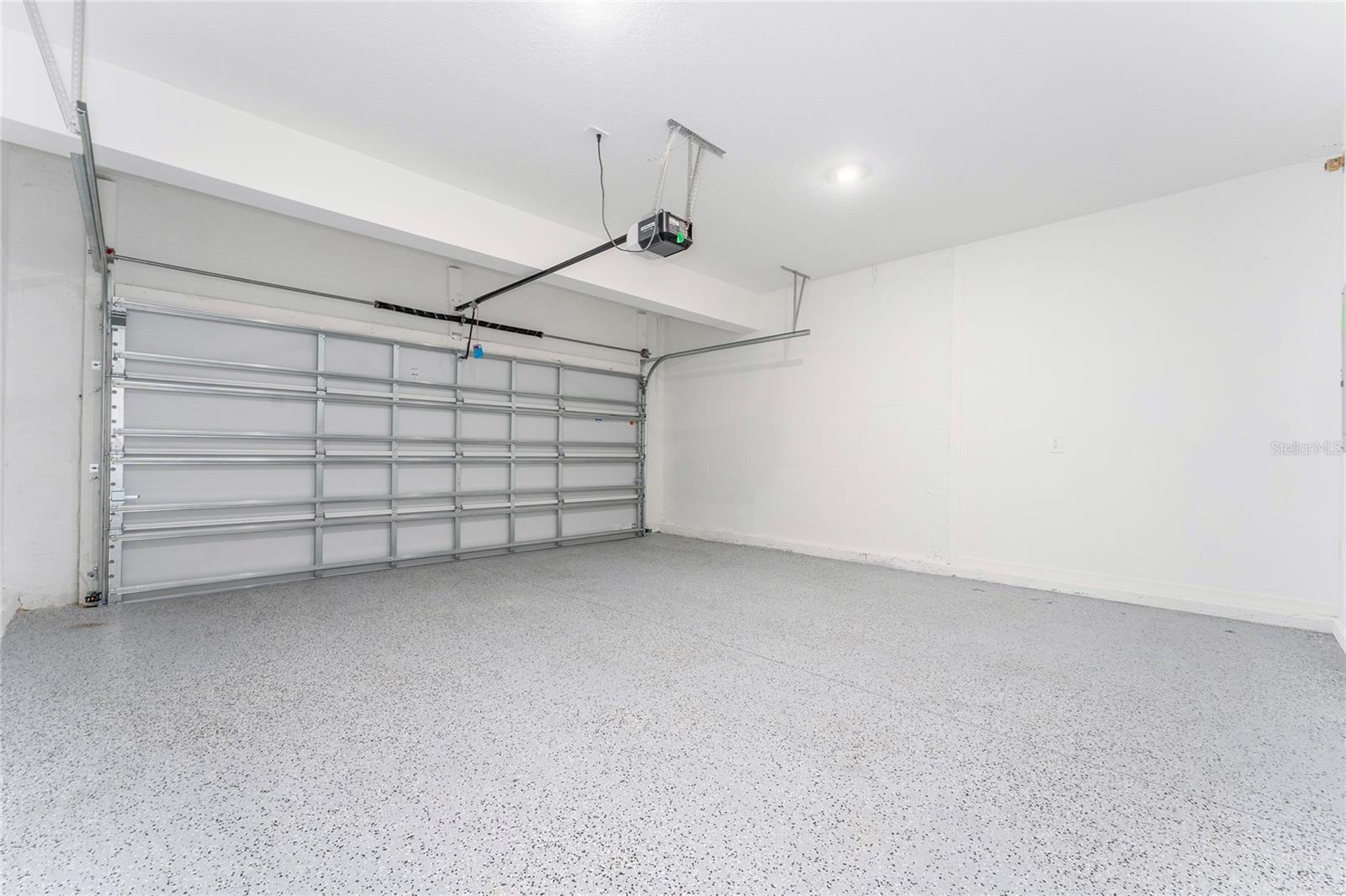 TRACT X - Residential Lease