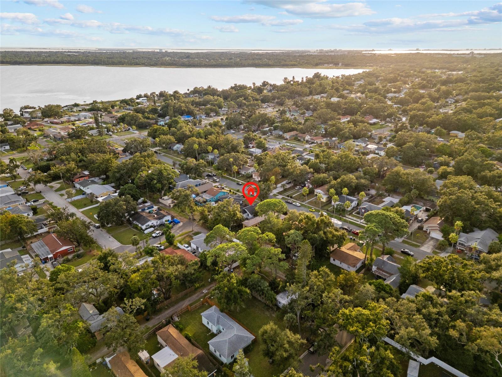 LAUGHNERS LAKEVIEW ADD - Residential