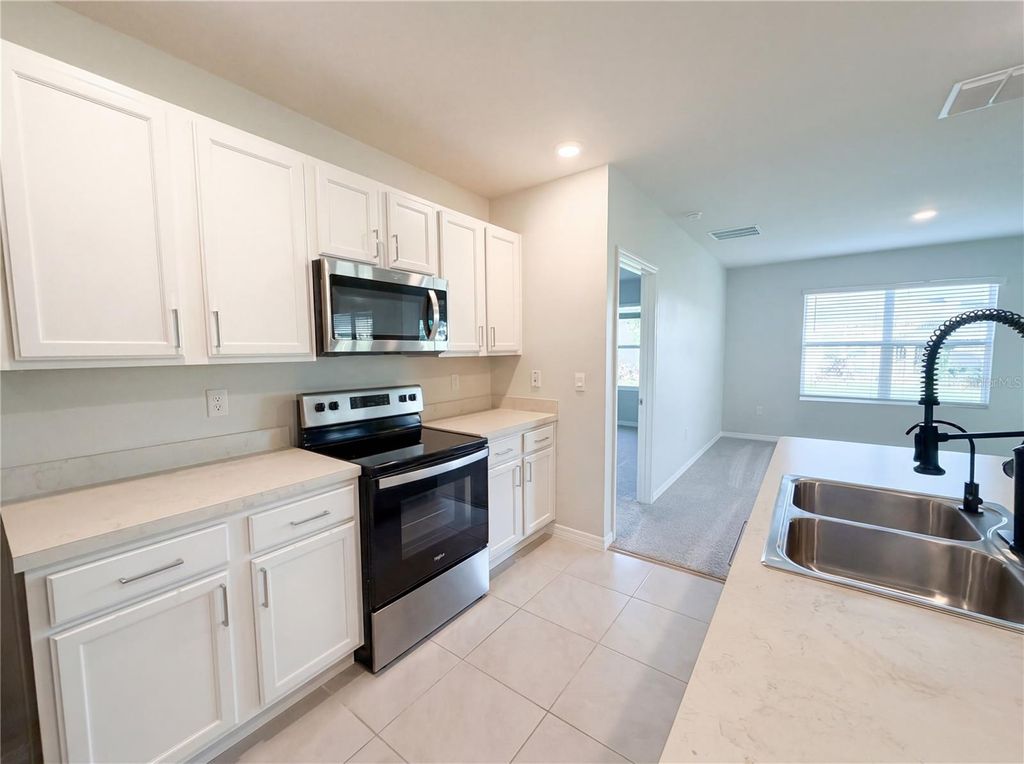 Photo of 1818 Irby Court, Tavares, FL 32778 (MLS # O6396847)